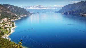LAKE COMO