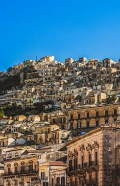 Ιταλία, Σικελία, Μόντικα