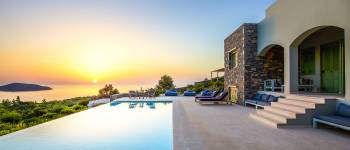 VILLAS WITH GREAT VIEWS