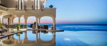 VILLAS WITH HEATED POOL