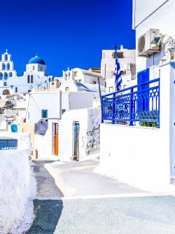 Greece, Aegean Islands, Santorini, Pyrgos