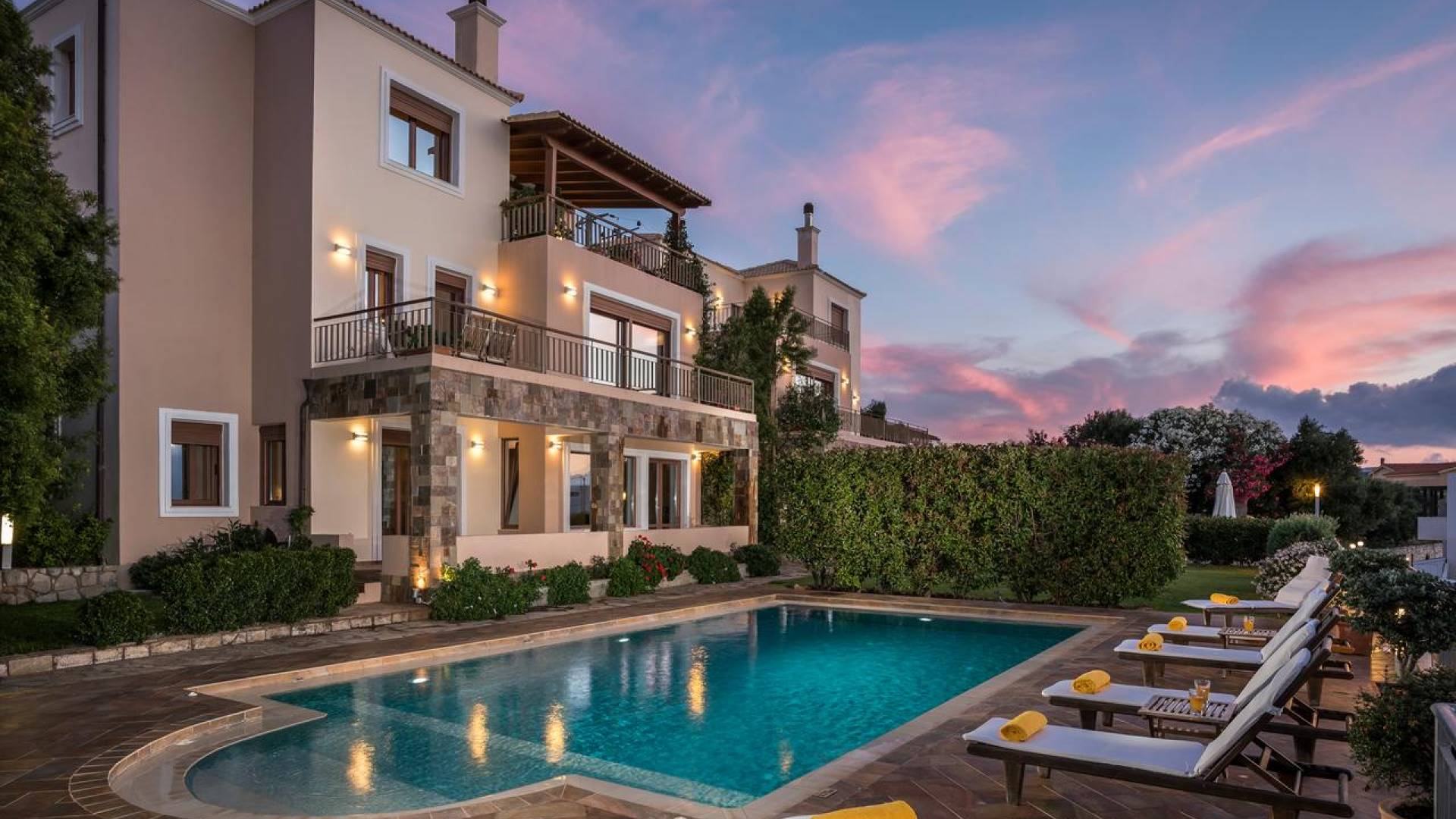 Villa beach access. Villa lux. греция крит вилла версаче. отель на мальдивах lux south ari. вилла в сорренто.