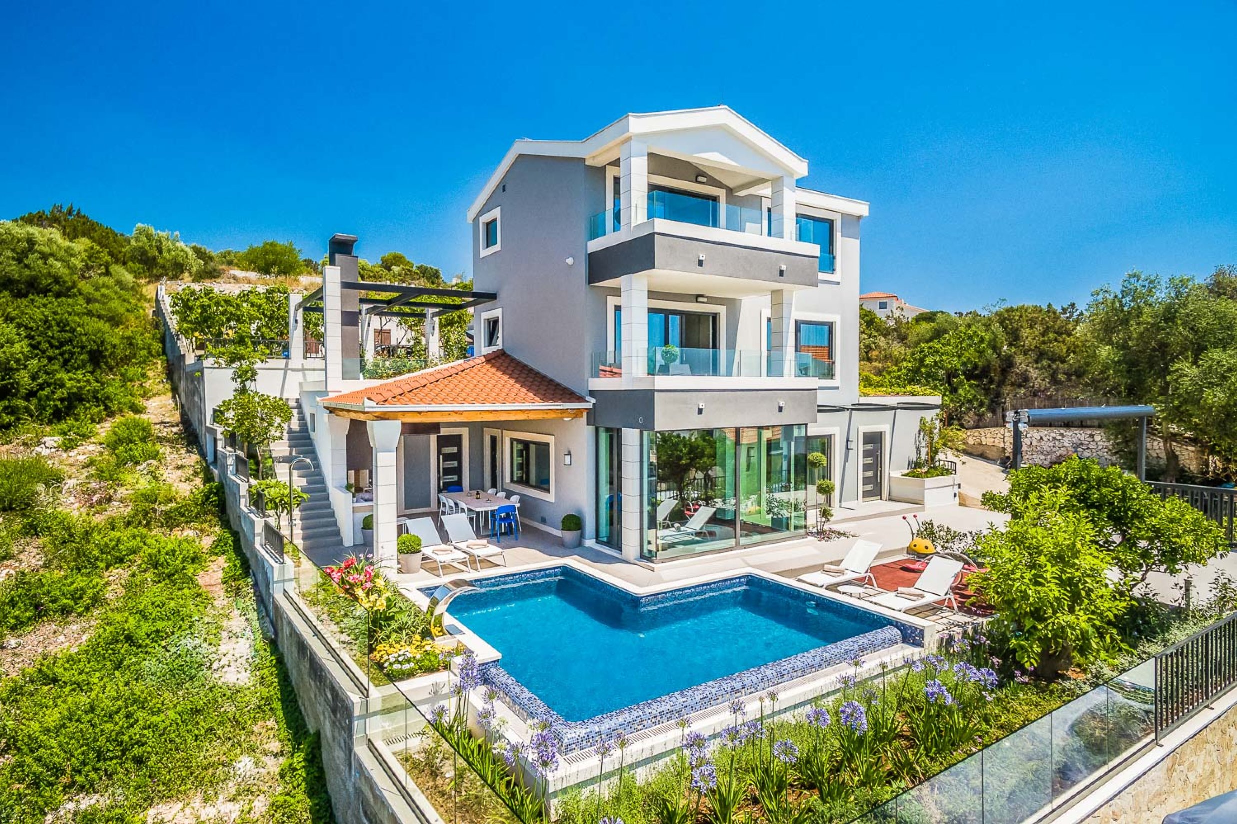 вилла из гилла греция. мальдивы отель lux south ari atoll. Villa lux. Villa lux. Villa lux.