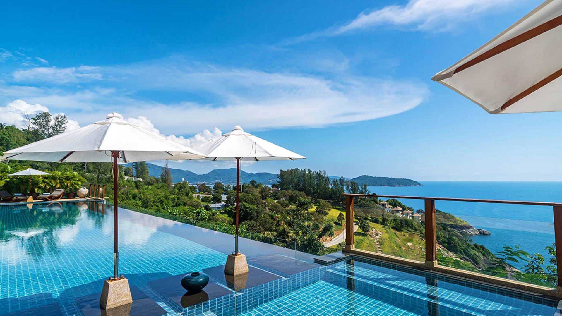 Phuket holiday. Villa Aye Phuket. Mosa tuu the Luxury Villas nature Retreat.