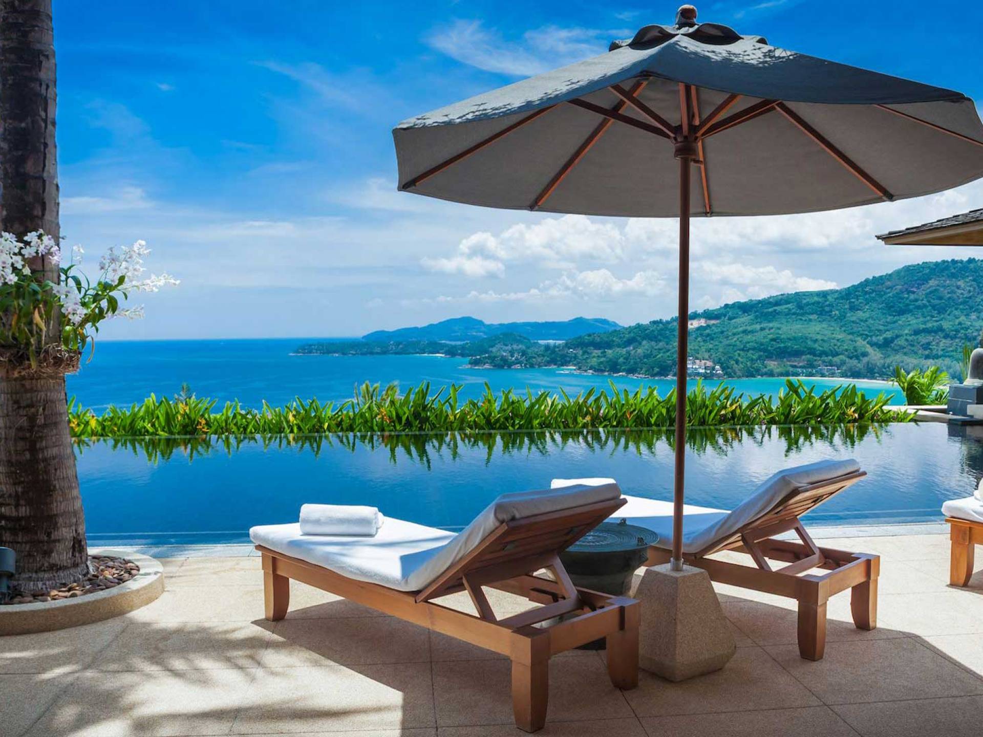 Holiday 16. Phuket Panorama Villas.