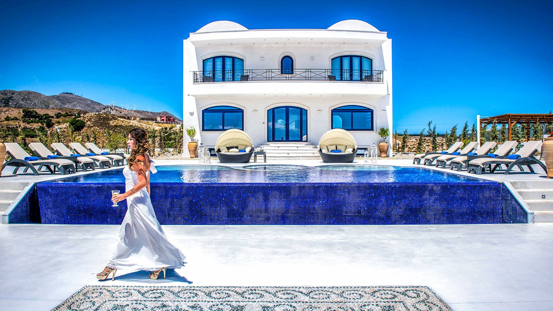 Santorini Villa Crete | By UniqueVillas