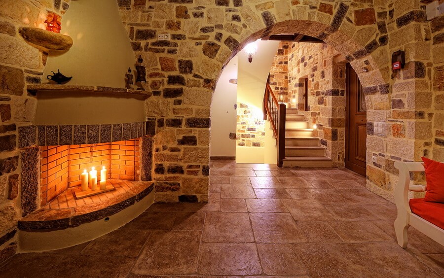 Salvador Dali at Kissakas Villas Leonidio - Grèce, Péloponnèse, Arkadia