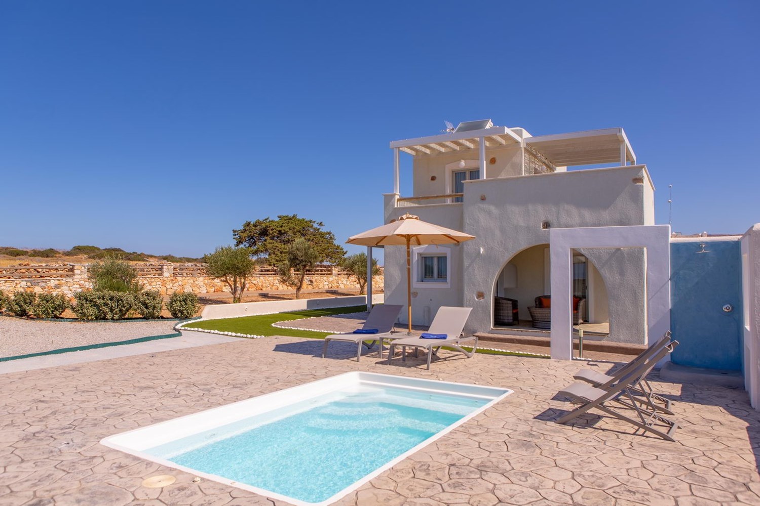 Purple Villa at Sun and Moon Villas Naxos