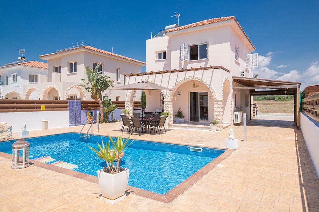 Villa Iris Ayia Napa